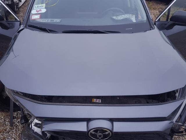 Photo 7 from auction – 2019 TOYOTA RAV4 LE with VIN JTMH1RFV0KD013219