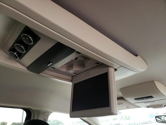 Photo 9 from auction – 2014 CHRYSLER TOWN & COU with VIN 2C4RC1BG2ER311425