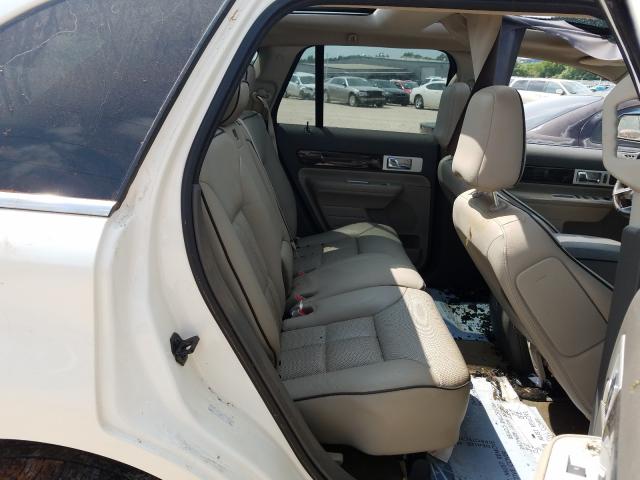 Photo 6 from auction – 2008 LINCOLN MKX with VIN 2LMDU88C58BJ26528