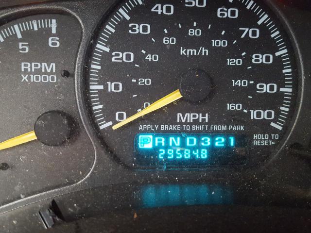 Photo 8 from auction – 2001 CHEVROLET SILVERADO with VIN 2GCEC19T711133313