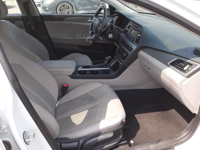 Photo 5 from auction – 2017 HYUNDAI SONATA SE with VIN 5NPE24AF2HH579503