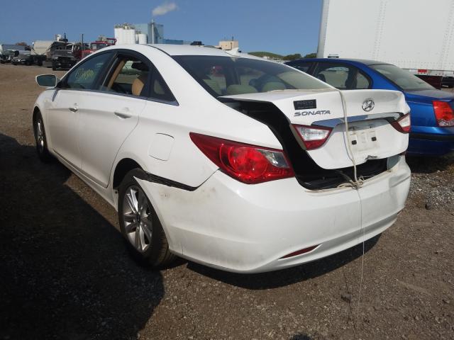 Photo 3 from auction – 2013 HYUNDAI SONATA GLS with VIN 5NPEB4AC9DH804564