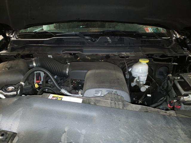 Photo 7 from auction – 2018 RAM 1500 ST with VIN 1C6RR7KG4JS349028