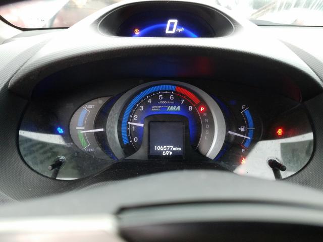 Photo 8 from auction – 2011 HONDA INSIGHT LX with VIN JHMZE2H59BS011024