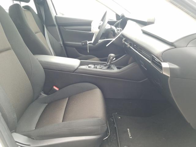 Photo 5 from auction – 2019 MAZDA 3 with VIN 3MZBPABL1KM114474