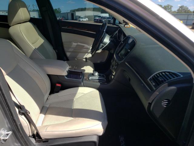 Photo 5 from auction – 2017 CHRYSLER 300C with VIN 2C3CCAEG6HH591088
