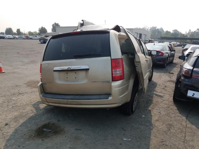 Photo 4 from auction – 2010 CHRYSLER TOWN & COU with VIN 2A4RR4DE1AR266431