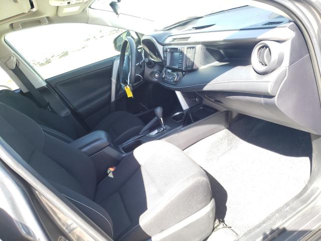 Photo 5 from auction – 2017 TOYOTA RAV4 XLE with VIN 2T3WFREV1HW326303