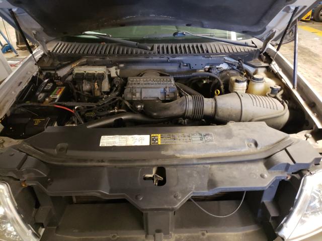 Photo 7 from auction – 2005 LINCOLN NAVIGATOR with VIN 5LMFU28575LJ15459