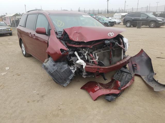 Photo 1 from auction – 2016 TOYOTA SIENNA LE with VIN 5TDKK3DC1GS750992