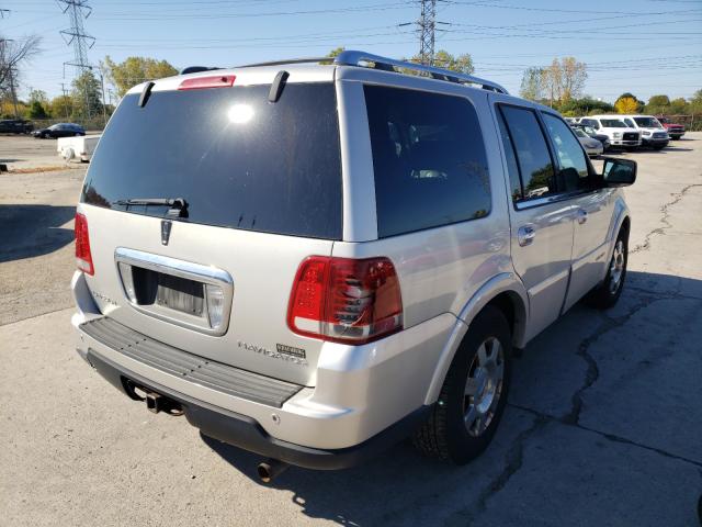 Photo 4 from auction – 2005 LINCOLN NAVIGATOR with VIN 5LMFU28575LJ15459