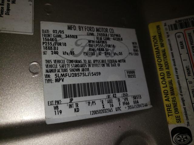 Photo 10 from auction – 2005 LINCOLN NAVIGATOR with VIN 5LMFU28575LJ15459