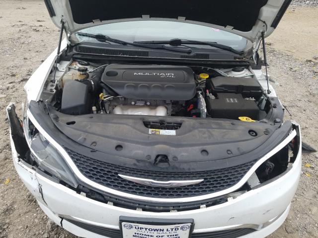 Photo 7 from auction – 2015 CHRYSLER 200 LIMITE with VIN 1C3CCCAB3FN612327