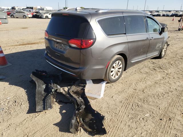 Photo 4 from auction – 2019 CHRYSLER PACIFICA T with VIN 2C4RC1BG2KR749129