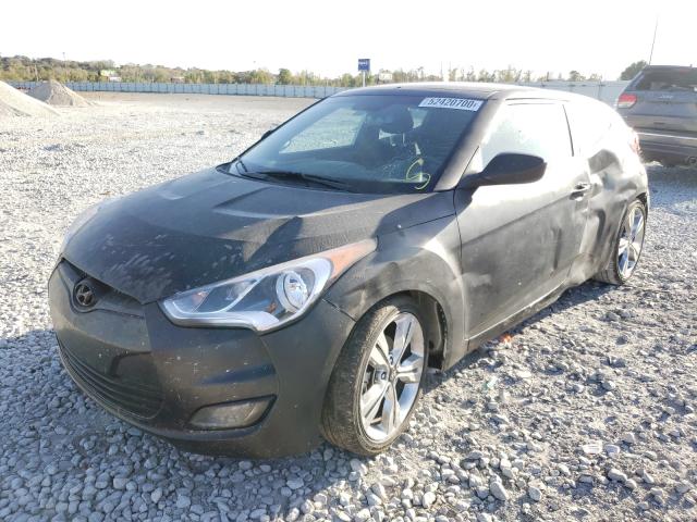 Photo 2 from auction – 2017 HYUNDAI VELOSTER with VIN KMHTC6AD6HU321002