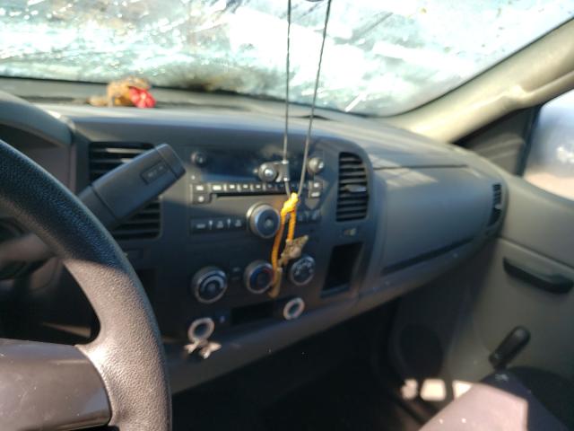 Photo 9 from auction – 2010 CHEVROLET SILVERADO with VIN 1GCPCPEX6AZ207137