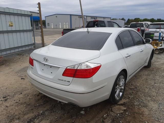 Photo 4 from auction – 2011 HYUNDAI GENESIS 4. with VIN KMHGC4DF3BU141454