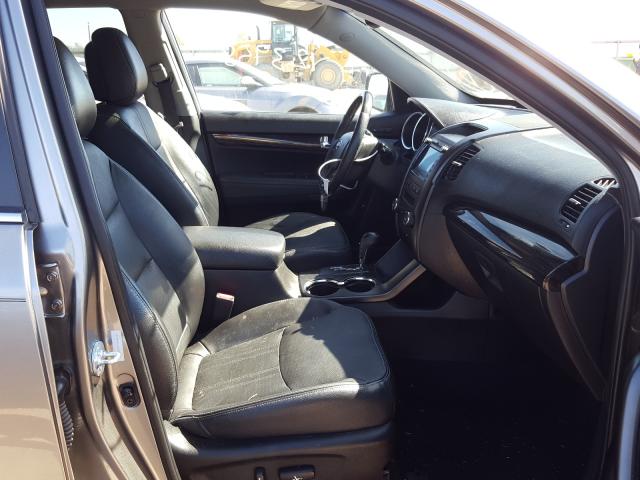 Photo 5 from auction – 2013 KIA SORENTO with VIN 5XYKWDA29DG347292