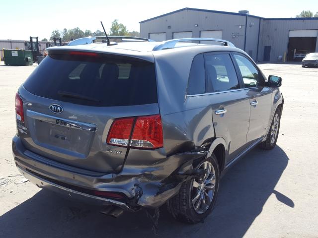 Photo 4 from auction – 2013 KIA SORENTO with VIN 5XYKWDA29DG347292