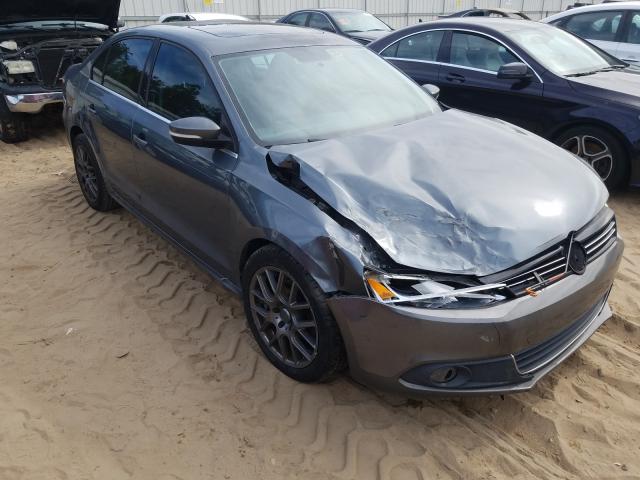 Photo 1 from auction – 2011 VOLKSWAGEN JETTA SEL with VIN 3VWLZ7AJ6BM040471
