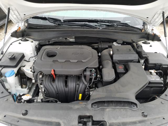 Photo 7 from auction – 2018 KIA OPTIMA LX with VIN 5XXGT4L33JG263456