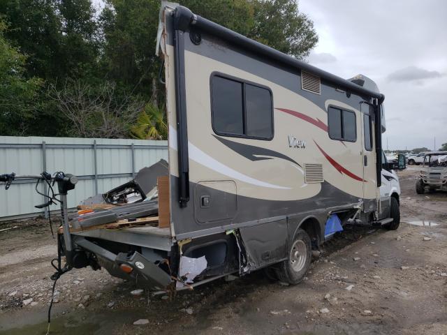 Photo 4 from auction – 2015 WINNEBAGO VISTA with VIN WDAPF4CCXF9602390