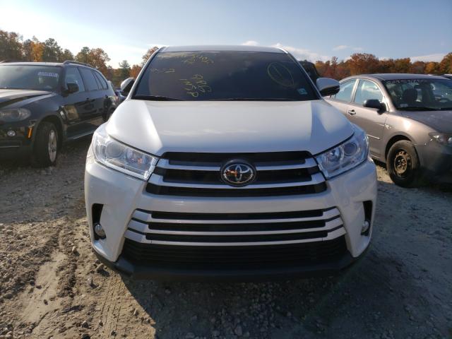 Photo 9 from auction – 2018 TOYOTA HIGHLANDER with VIN 5TDBZRFH7JS831574