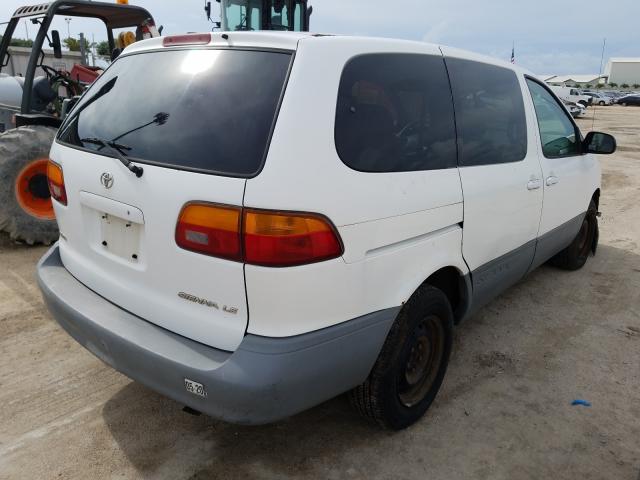 Photo 4 from auction – 1998 TOYOTA SIENNA LE with VIN 4T3ZF13C0WU007715
