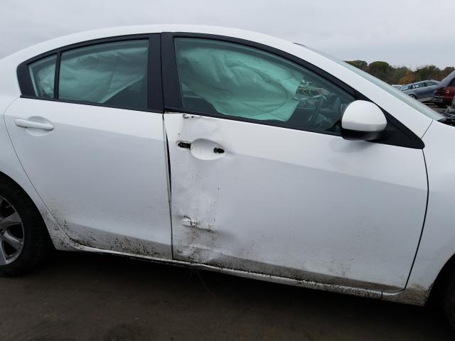 Photo 9 from auction – 2011 MAZDA MAZDA 3 with VIN JM1BL1VG7B1447692