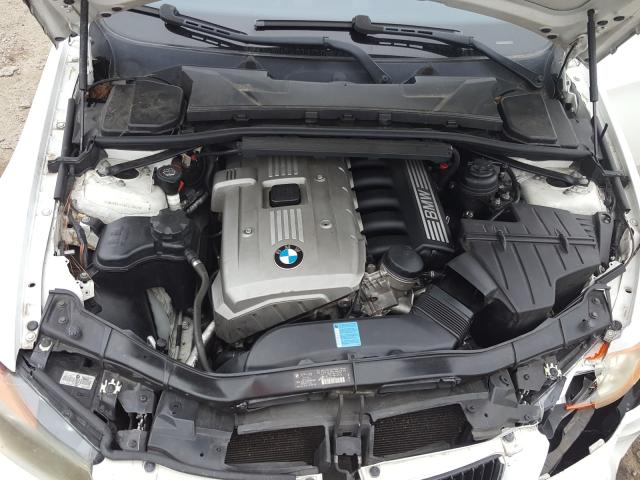 Photo 7 from auction – 2006 BMW 325 I with VIN WBAVB13516PT23841