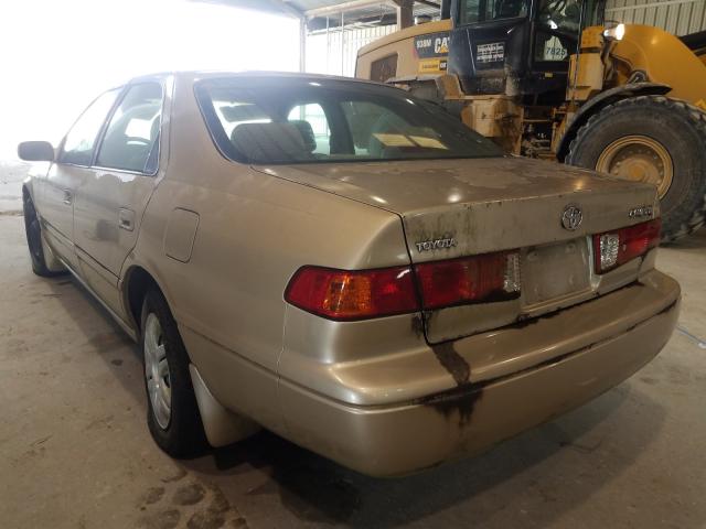 Photo 3 from auction – 2001 TOYOTA CAMRY CE with VIN 4T1BG22K81U068583