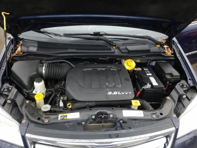 Photo 7 from auction – 2014 CHRYSLER TOWN & COU with VIN 2C4RC1BG3ER317850