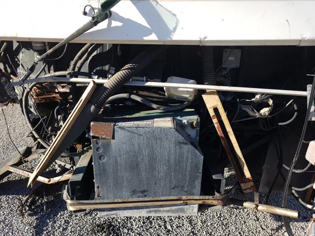 Photo 7 from auction – 2001 FREIGHTLINER CHASSIS X with VIN 4UZAAHBV11CH56721