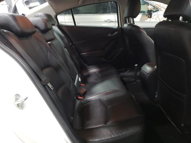 Photo 6 from auction – 2018 MAZDA 3 TOURING with VIN 3MZBN1V31JM227454