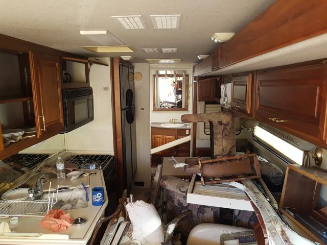 Photo 6 from auction – 2001 FREIGHTLINER CHASSIS X with VIN 4UZAAHBV11CH56721