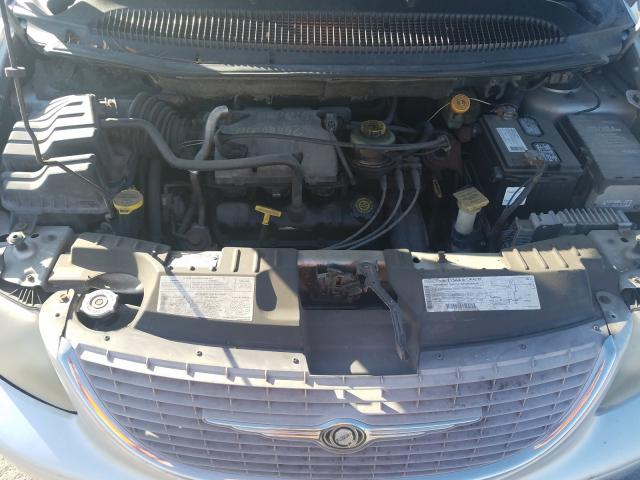 Photo 7 from auction – 2001 CHRYSLER TOWN & COU with VIN 2C8GP44GX1R120483