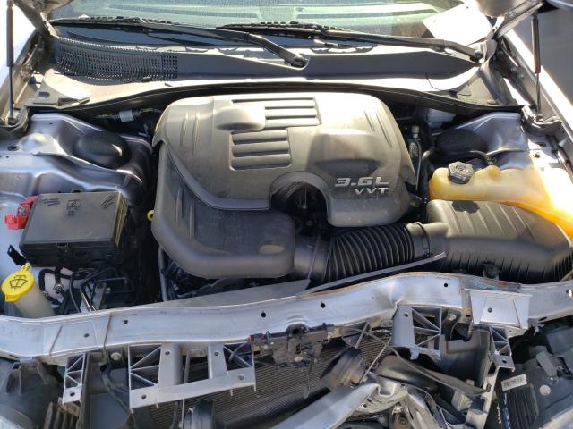 Photo 7 from auction – 2014 CHRYSLER 300 S with VIN 2C3CCABG1EH236913