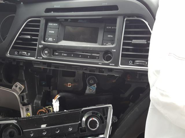 Photo 9 from auction – 2016 HYUNDAI SONATA SE with VIN 5NPE24AF7GH385385