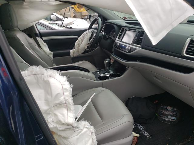Photo 5 from auction – 2016 TOYOTA HIGHLANDER with VIN 5TDJKRFH7GS302831