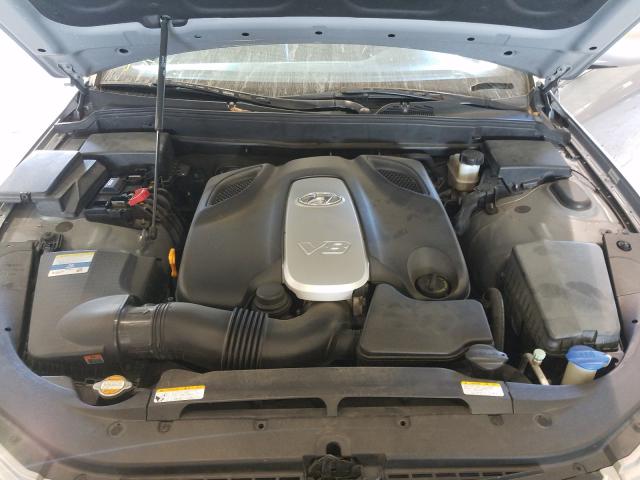 Photo 7 from auction – 2010 HYUNDAI GENESIS 4. with VIN KMHGC4DF4AU107943