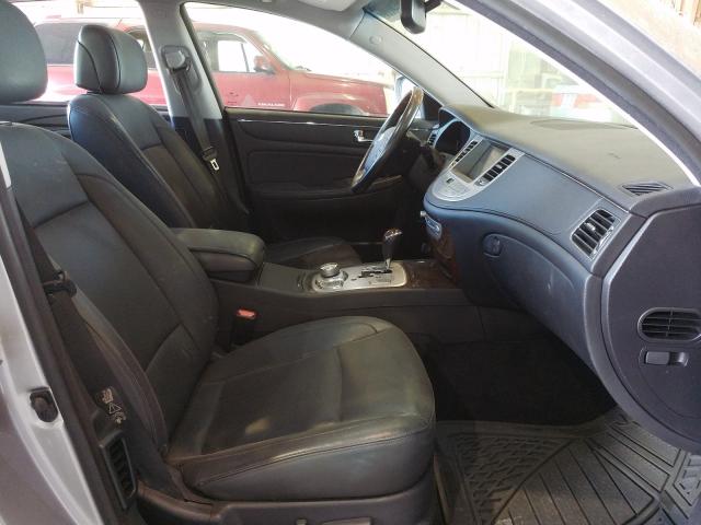 Photo 5 from auction – 2010 HYUNDAI GENESIS 4. with VIN KMHGC4DF4AU107943
