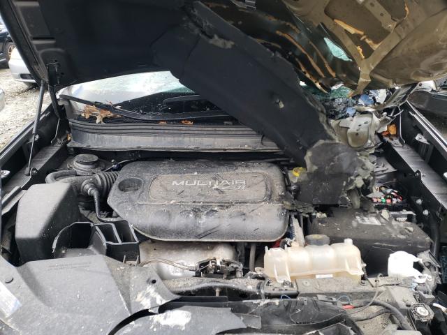Photo 7 from auction – 2019 JEEP CHEROKEE L with VIN 1C4PJMLBXKD201433