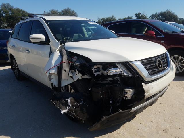 NISSAN PATHFINDER 2017 with VIN 5N1DR2MN7HC639135 - Photo from auction