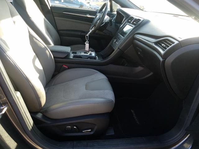 Photo 5 from auction – 2017 FORD FUSION SPO with VIN 3FA6P0VP2HR244469