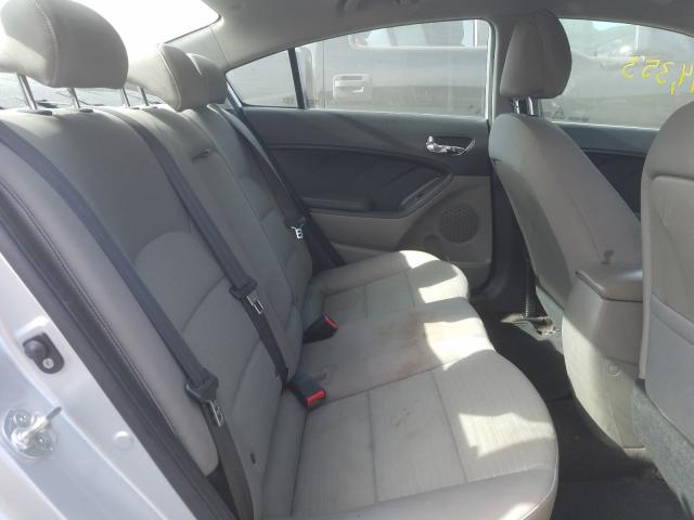 Photo 6 from auction – 2014 KIA FORTE LX with VIN KNAFX4A64E5170532