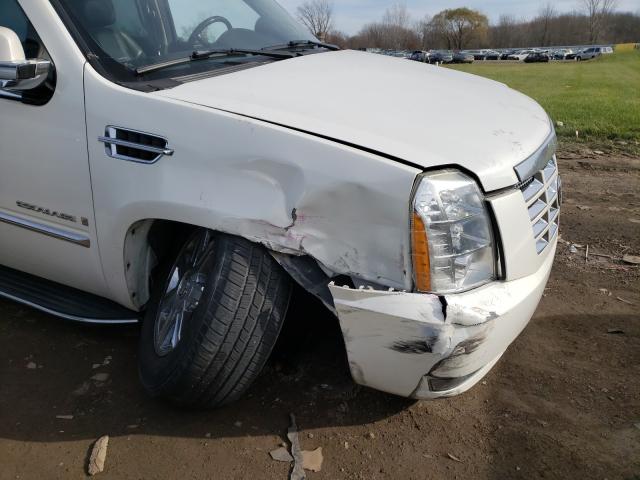 Photo 9 from auction – 2007 CADILLAC ESCALADE L with VIN 1GYFK63817R267625