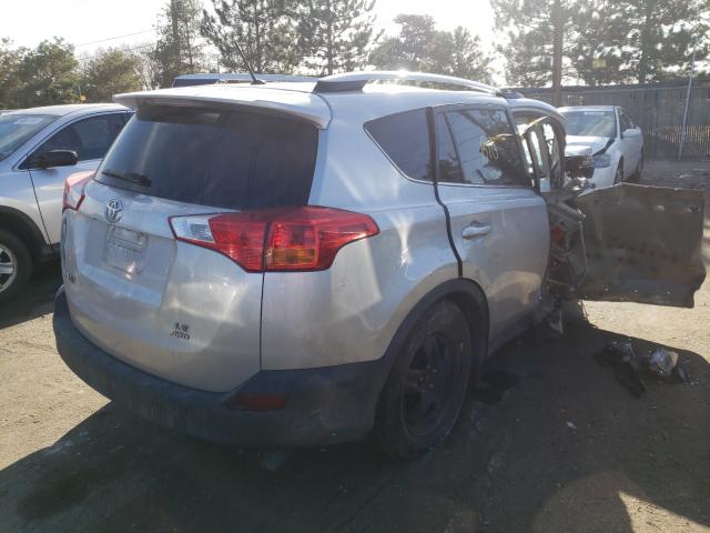 Photo 4 from auction – 2015 TOYOTA RAV4 LE with VIN 2T3BFREV8FW305105