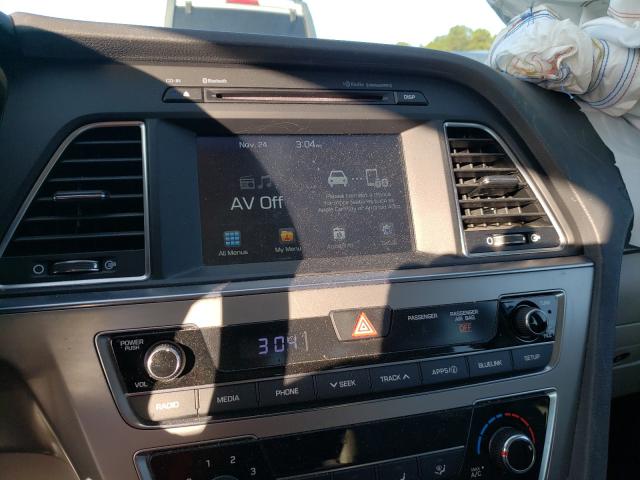 Photo 9 from auction – 2017 HYUNDAI SONATA SE with VIN 5NPE24AF6HH567757