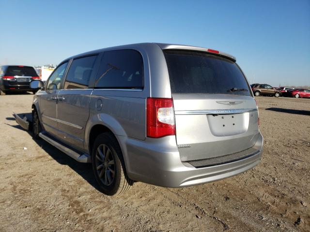 Photo 3 from auction – 2015 CHRYSLER TOWN & COU with VIN 2C4RC1HG9FR742787
