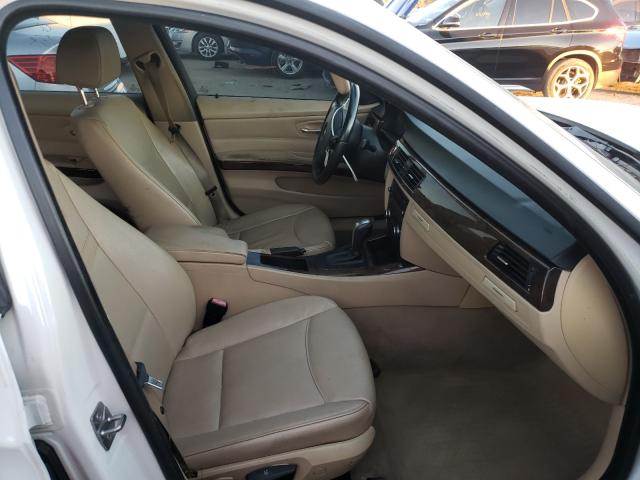 Photo 5 from auction – 2010 BMW 328 I with VIN WBAPH7C56AE129398